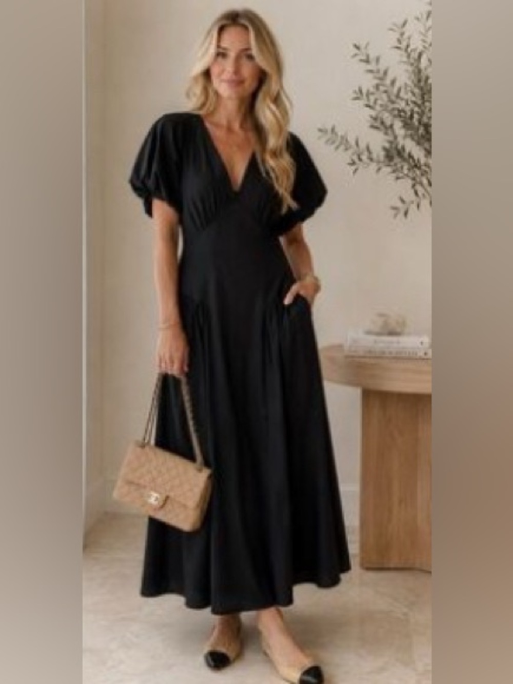 NWT ANTONIO MELANI Black Puff-Sleeve Deep V-Neck A-Line Maxi Dress Size 8 $199